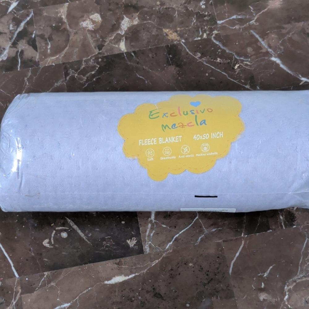 4O" x 5O" Light Purple Blanket